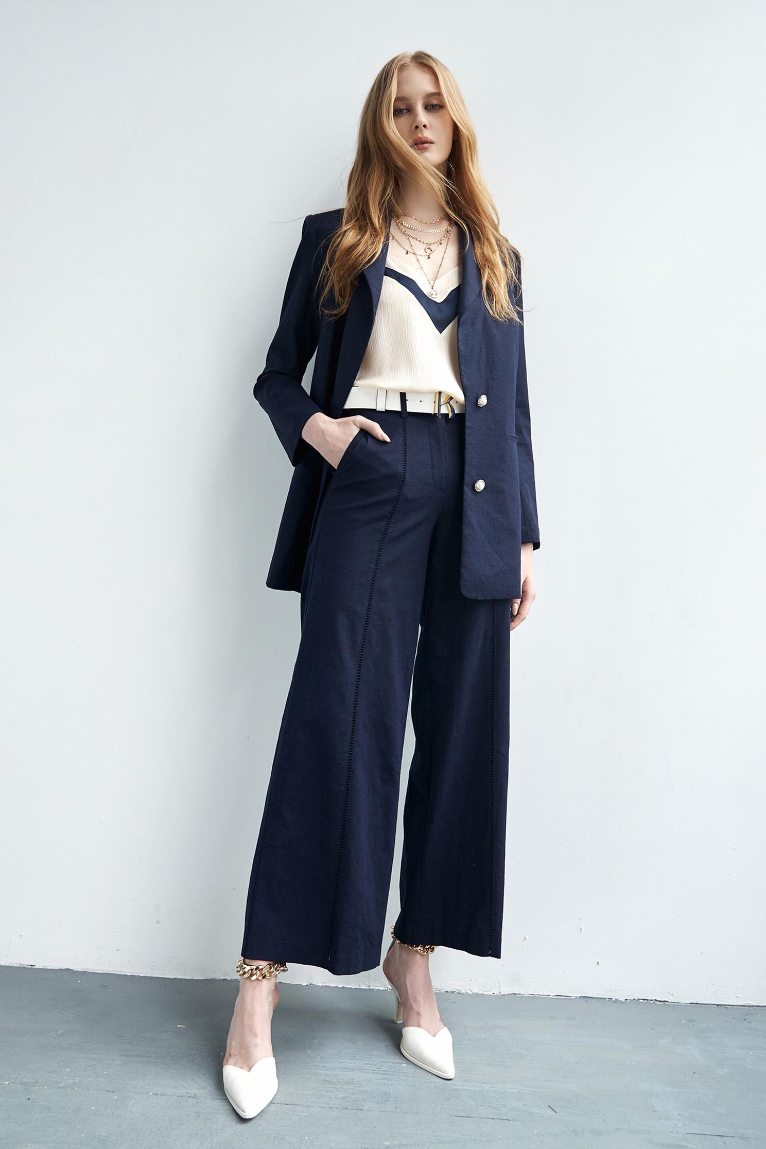 Blazer with faux pearl button,Outerwear,Rayon,Season (SS) Look,pearl,Blazers