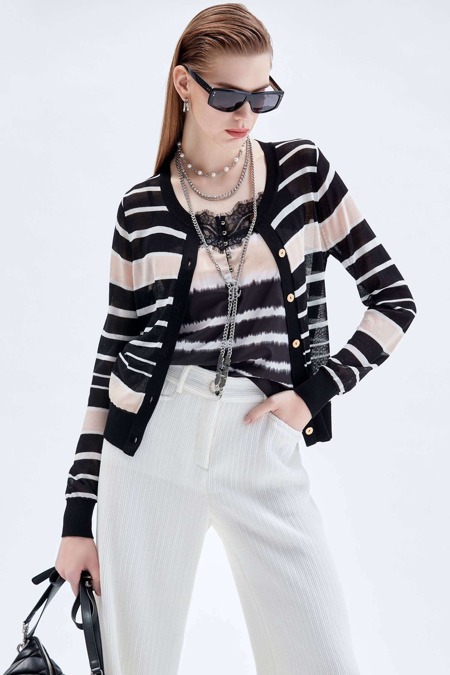 14G黑白珠貝色配條針織外罩Button Front Stripe Knit Cardigan,人氣商品,秋冬穿搭,針織,針織外套