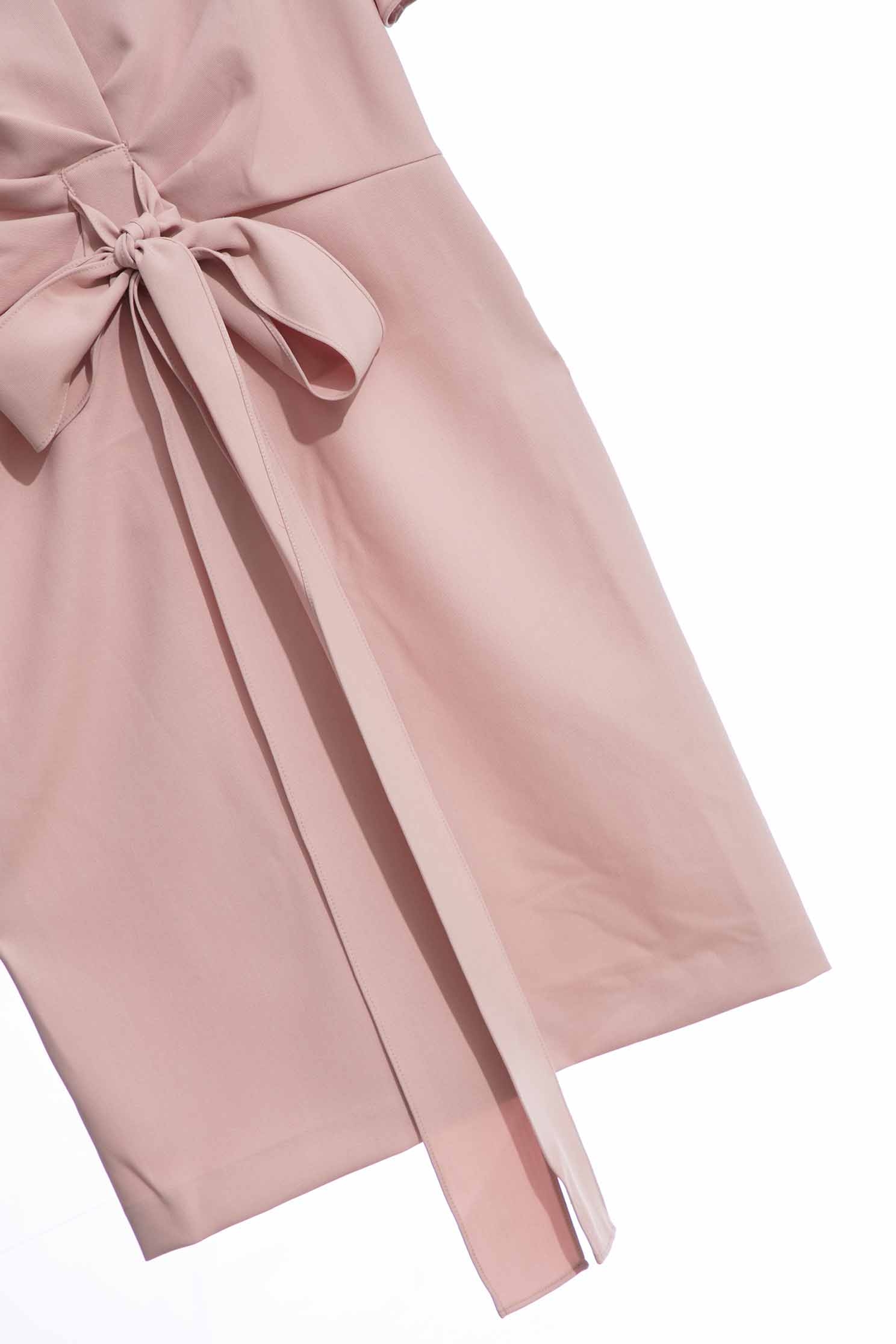 玫粉色木耳袖口短洋裝玫粉色木耳袖口短洋裝,一般洋裝,人氣商品,春夏穿搭,花花世界,荷葉,蝴蝶結