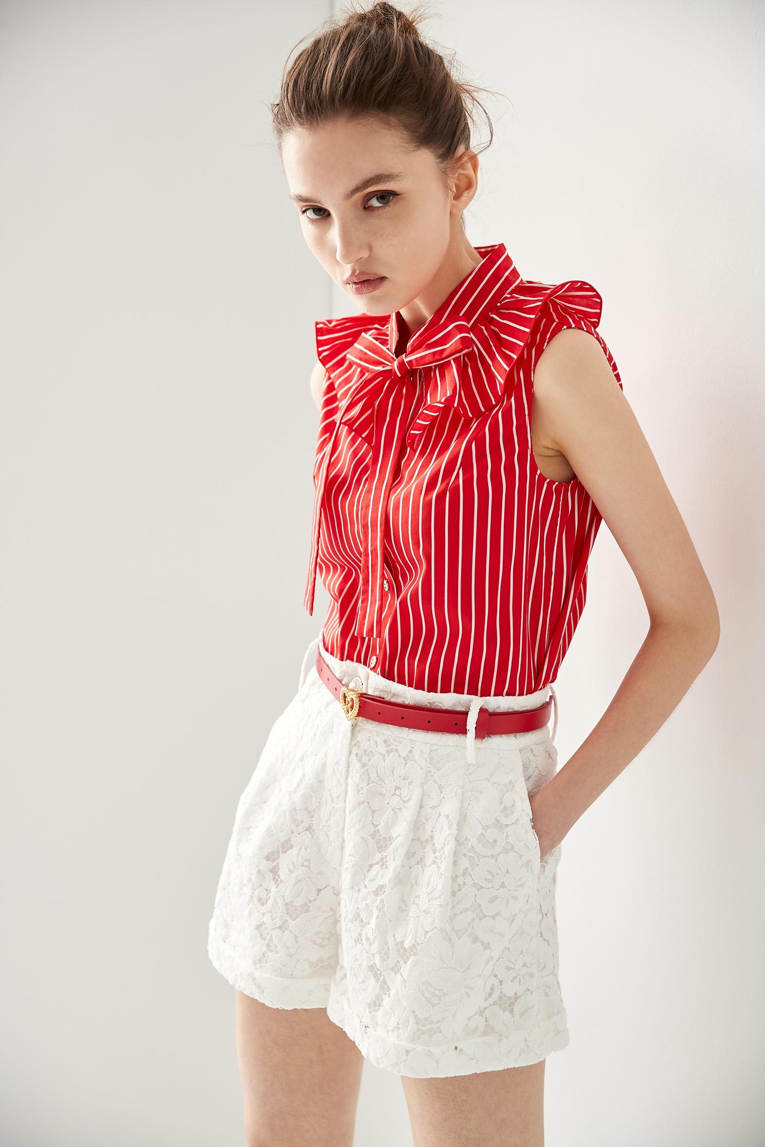 Elegant shirt-style vest with ruffled collar,Tops,Season (SS) Look,coolsummer,Trends,Tops,Blouses