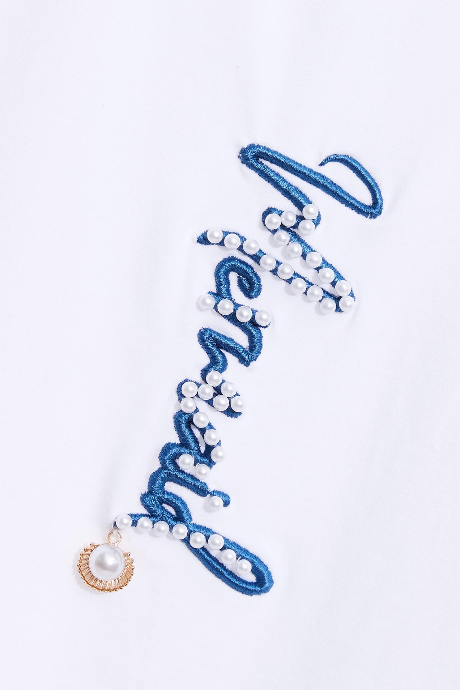 Classic white T-shirt with text embroidery,T-shirts,Tops,Embroidered,WorkFromHome,Season (SS) Look,Cotton