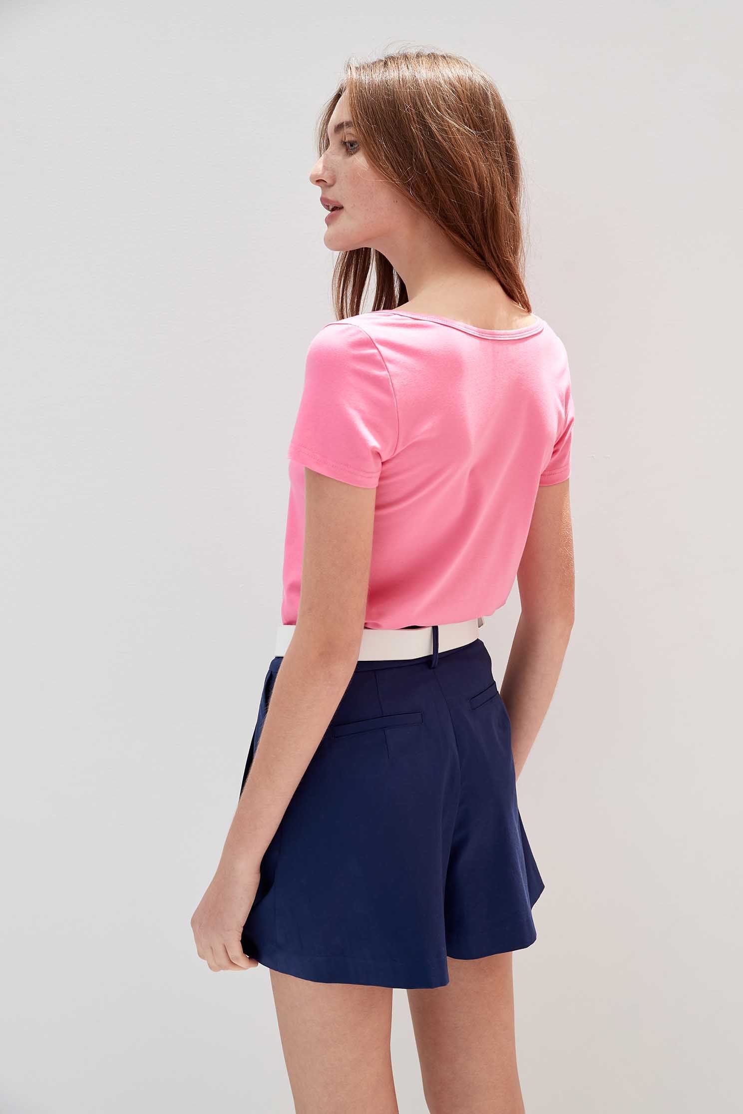 Low-cut square collar white cotton T-shirt with shell patten,T-shirts,Season (SS) Look,Pink,Cotton