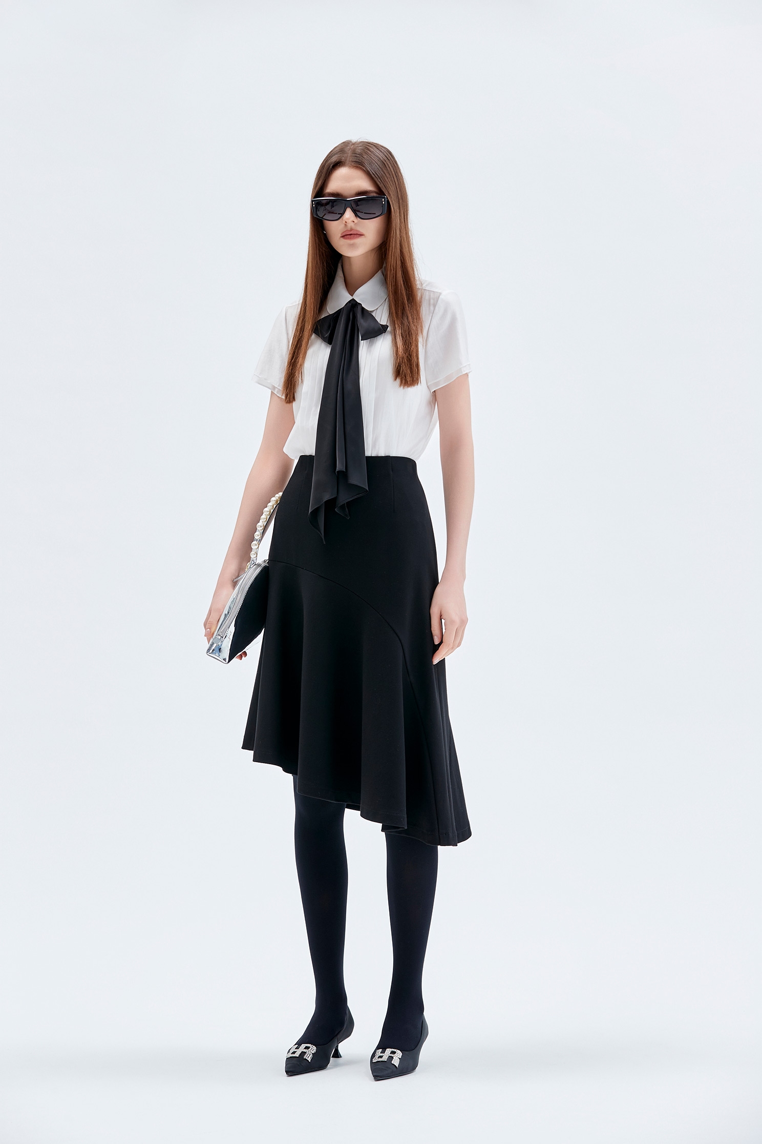 絲棉活動領巾綁帶單品Short Sleeve Blouse With Contrast Bow,內搭上衣,秋冬穿搭,襯衫