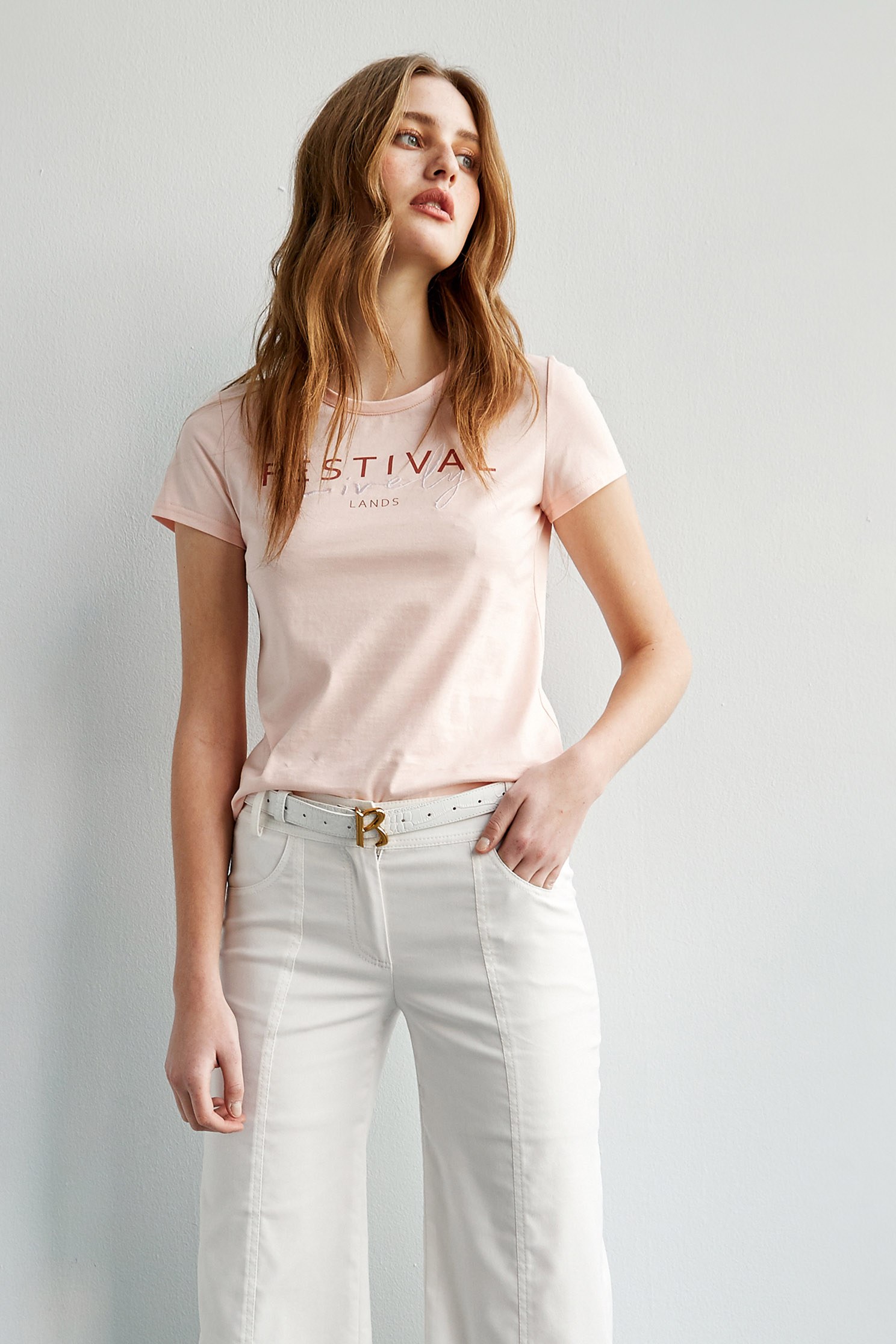 Embroidered T-shirt top with text,T-shirts,T-shirts,Tops,Embroidered,Online Exclusive,Season (SS) Look,Cotton