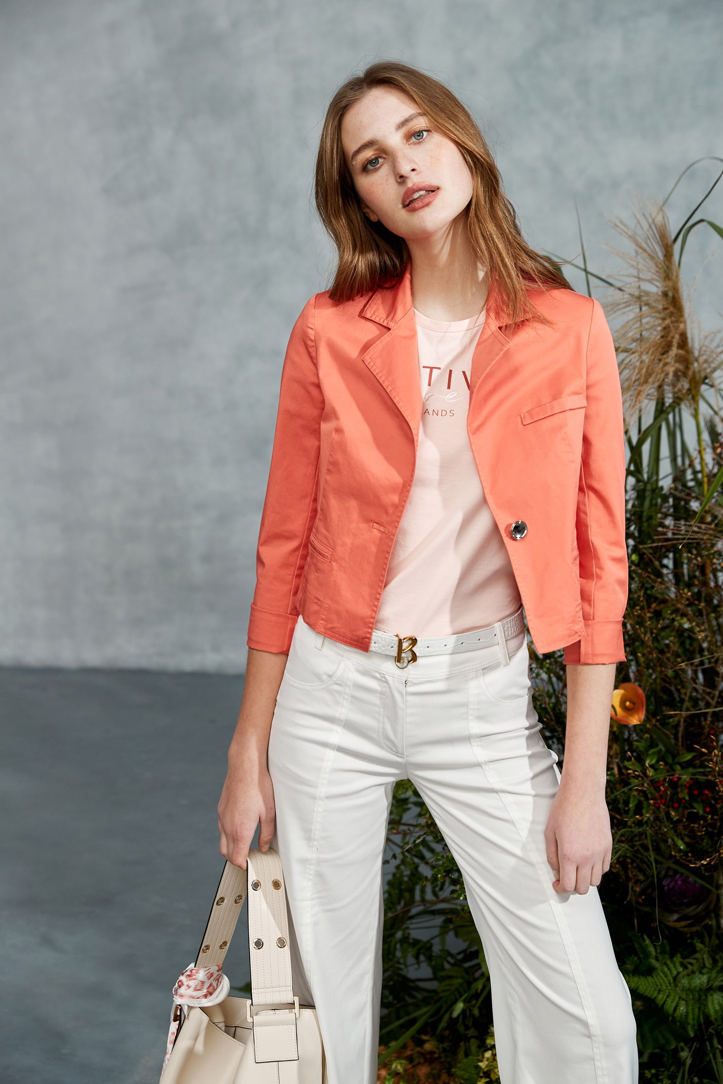 Embroidered T-shirt top with text,T-shirts,T-shirts,Tops,Embroidered,Online Exclusive,Season (SS) Look,Cotton