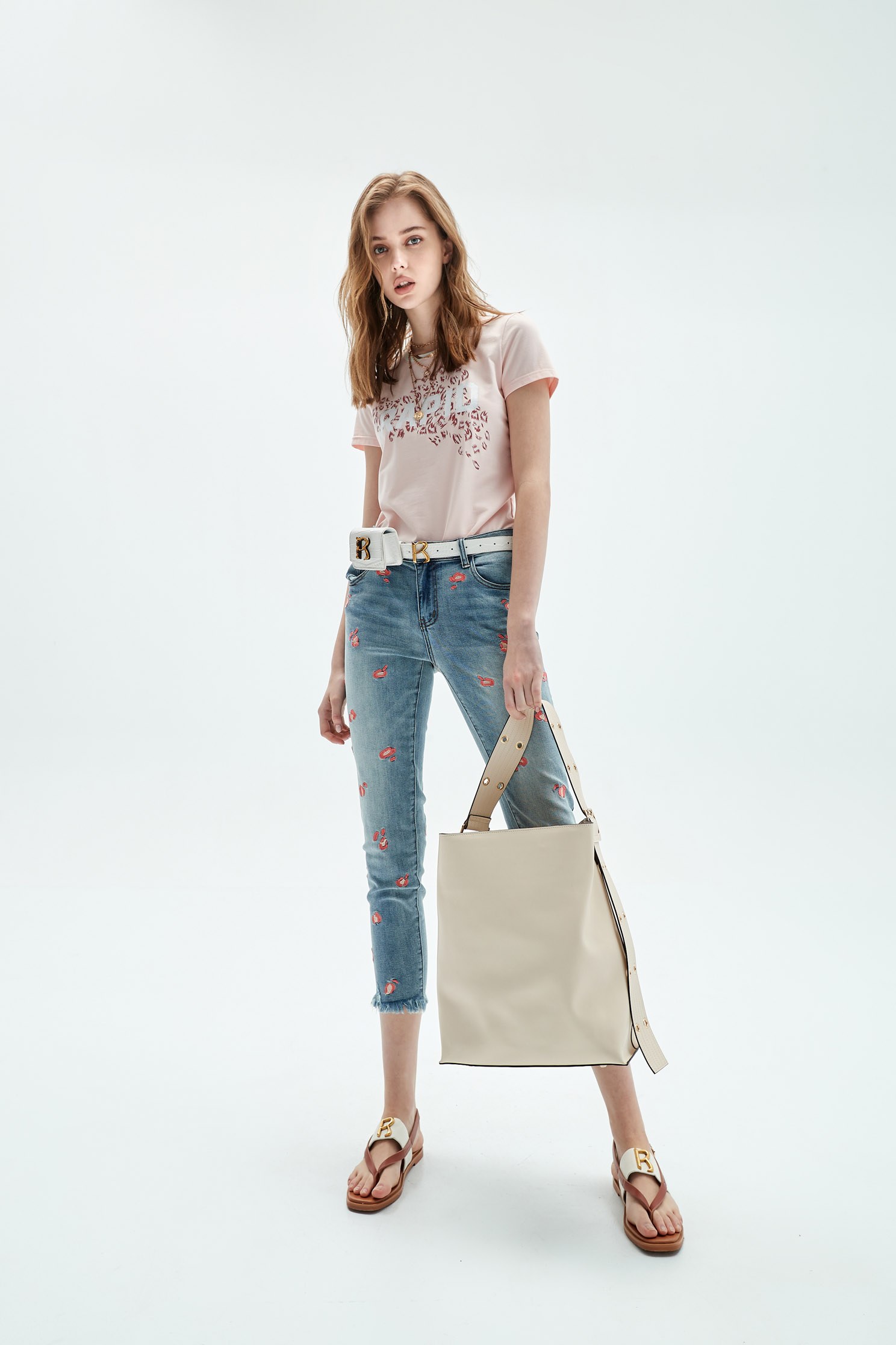 T-shirt with silver text,T-shirts,T-shirts,Online Exclusive,Season (SS) Look