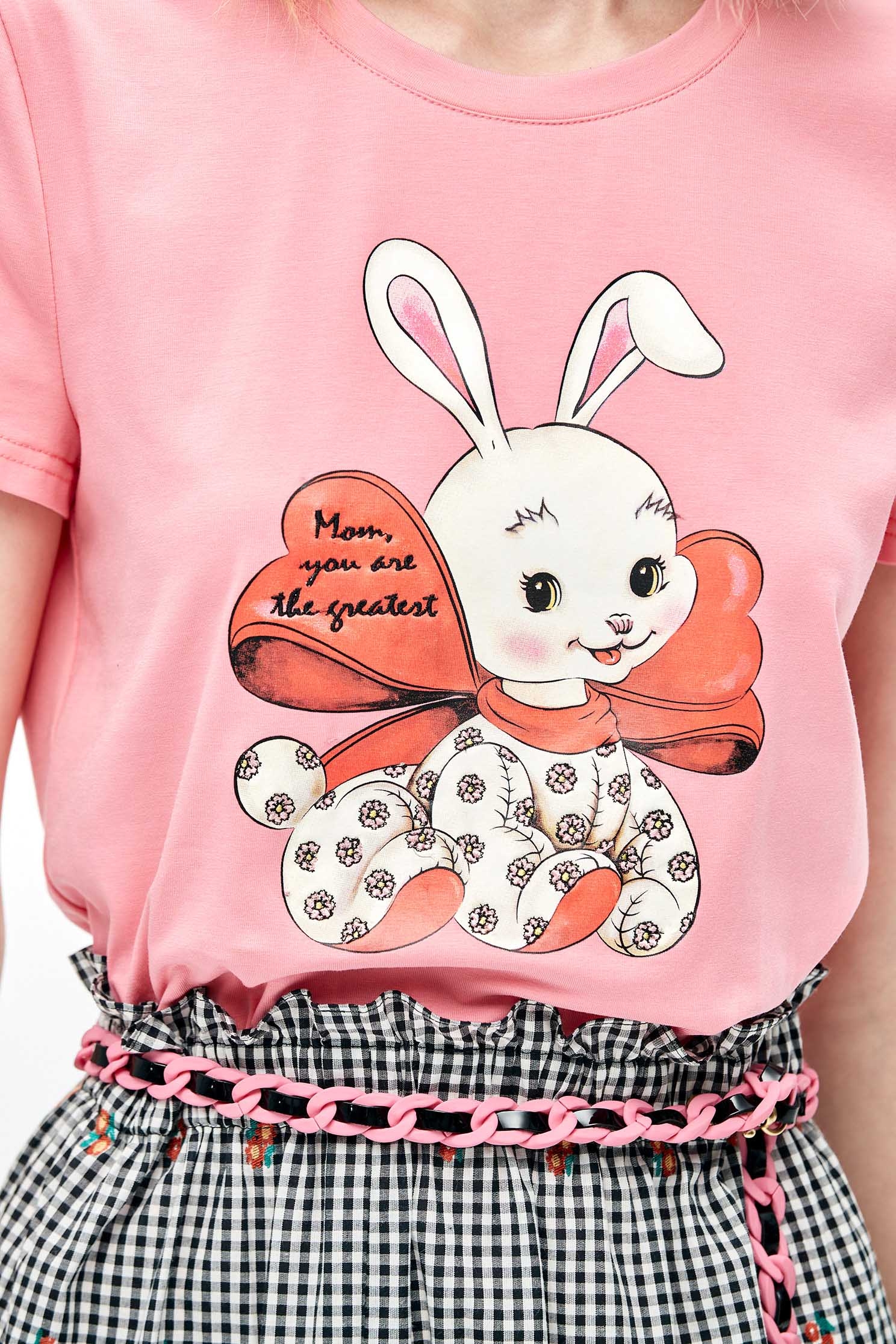 造型兔子繡花T恤上衣造型兔子繡花T恤上衣,T-Shirt,T恤,上衣,刺繡,春夏穿搭,流行穿搭,純棉,繡花,蝴蝶結