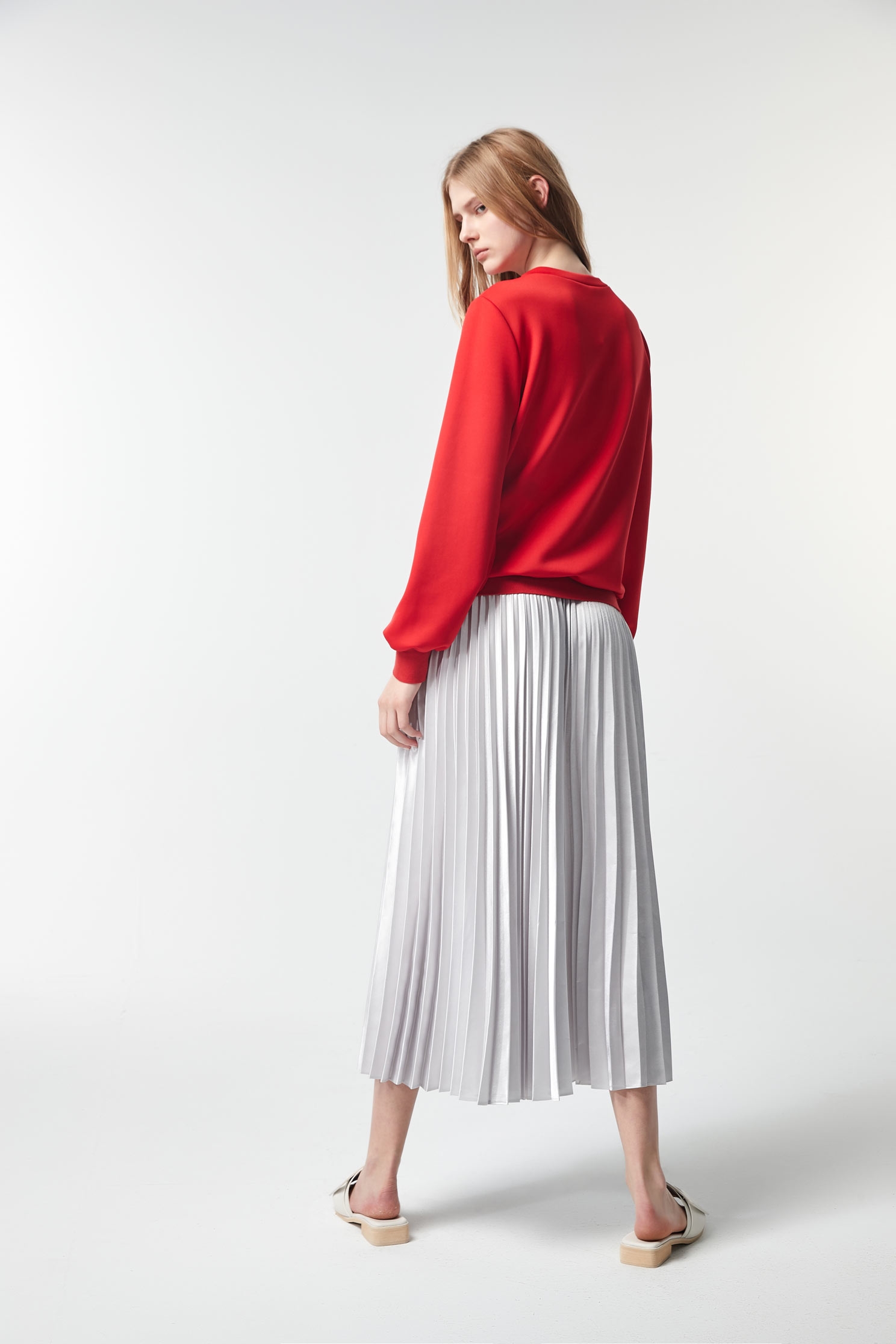Embroidered printed red guard,Tops,Embroidered,Embroidered tops,Round neck tops,Rayon,Season (SS) Look,Season (AW) Look,Embroidered,Embroidered tops,Sweaters,Long sleeve tops,Lucky Red