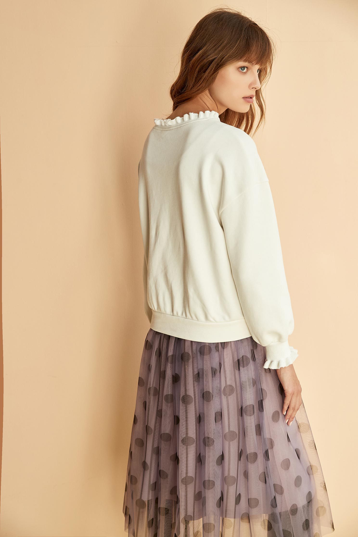 Embroidered flower top,Tops,White tops,Season (AW) Look,Embroidered,Embroidered tops,Sweaters