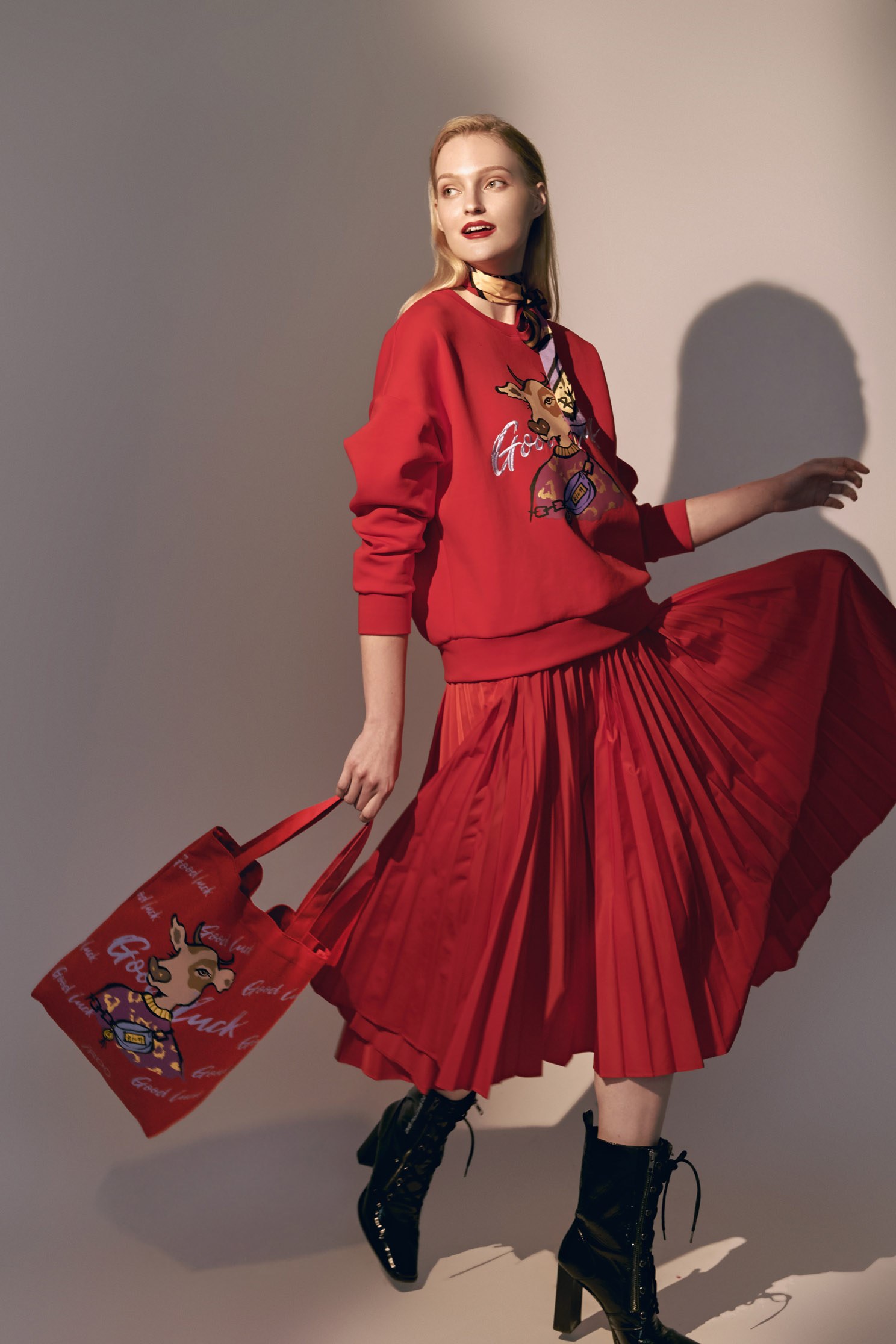 Luck tote (no return or exchange is available for this item),Embroidered,Embroidered tops,Sweaters,Lucky Red