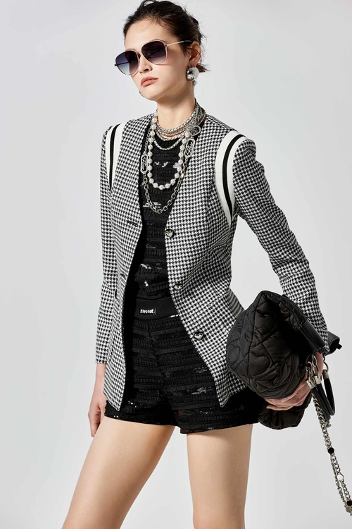 經典黑白千鳥拼羅紋外套,時髦成套搭配