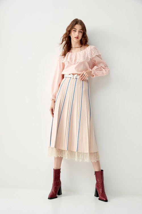 Three-dimensional stripe knitted long skirt