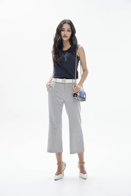 Check capris trousers with  faux pearls