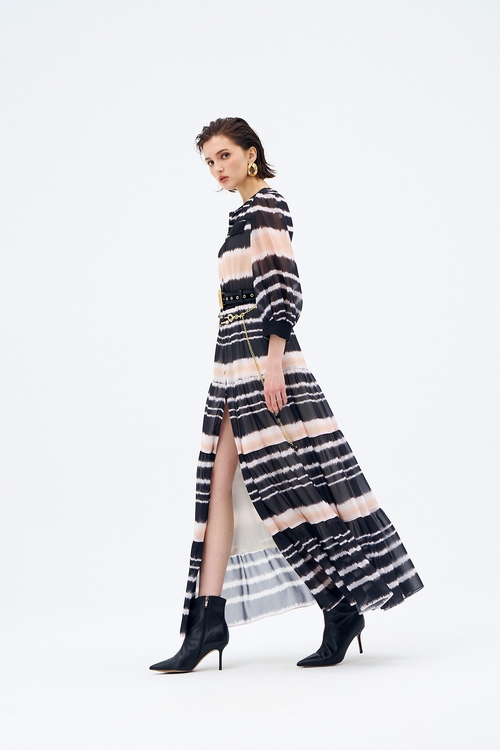 雙色綁染感印花雪紡長洋裝,,Button Front Gradient Stripe Maxi Dress,一般外套,人氣商品,外套,春夏穿搭,防曬最多選擇,一般外套,外套,春夏穿搭,條紋,牛仔,短裙,秋冬穿搭,人氣商品,牛仔,牛仔裙,秋冬穿搭,窄裙,春夏穿搭,網裙,蕾絲,長裙,春夏穿搭,條紋,窄裙,喇叭褲,牛仔,牛仔長褲,秋冬穿搭,褲子,西裝褲,長褲,一般洋裝,春夏穿搭,條紋,一般背心,人氣商品,珍珠,秋冬穿搭,背心,荷葉,一般背心,上衣,春夏穿搭,背心,襯衫,上衣,春夏穿搭,約會特輯,荷葉,蕾絲,上班穿搭,上衣,秋冬穿搭,簡約穿搭,A字裙,春夏穿搭,牛仔裙,短裙,腰帶,A字裙,春夏穿搭,牛仔裙,短裙,腰帶,上衣,秋冬穿搭,針織,針織上衣,針織衫,人氣商品,寬褲,秋冬穿搭,褲子,人氣商品,牛仔,牛仔裙,秋冬穿搭,窄裙,純棉,一般外套,人氣商品,外套,時髦成套搭配,毛呢花呢,秋冬穿搭,T恤,上衣,秋冬穿搭,純棉,時髦成套搭配,毛呢花呢,短褲,秋冬穿搭,人氣商品,秋冬穿搭,針織,針織衫,黑色上衣,小禮服,秋冬穿搭,雪紡