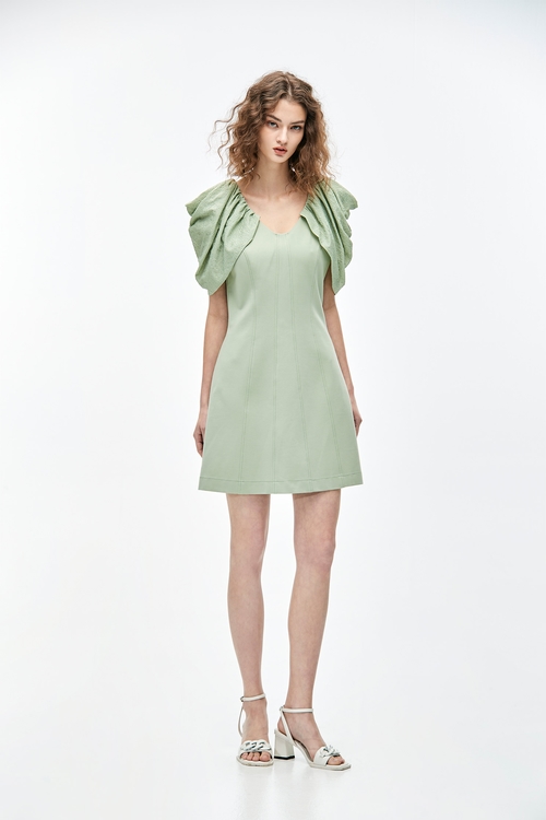 冬季梨綠小禮服,洋裝週