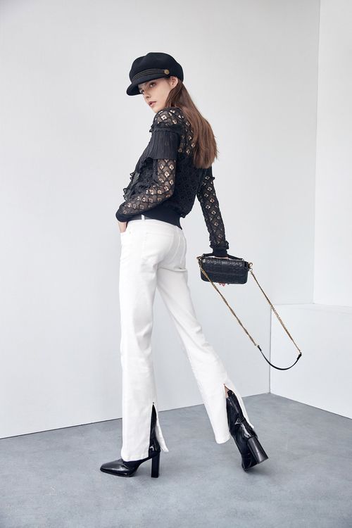 Micro- flared jeans