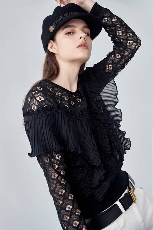 Pleated ruffle stitched lace top